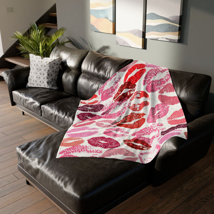 Lipstick Print Polyester Blanket (White Background)