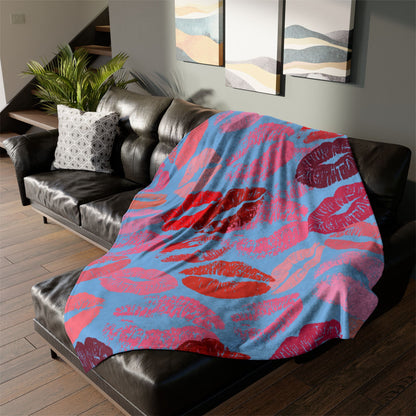 Lipstick Print Polyester Blanket (Blue Background)